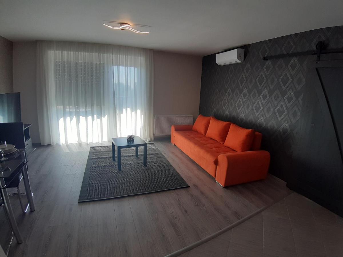 Profi Keco Apartman 巴拉顿诺尔马迪 外观 照片